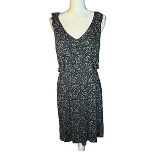 ⭐️ 3 For $25 LOFT Paisley Dres